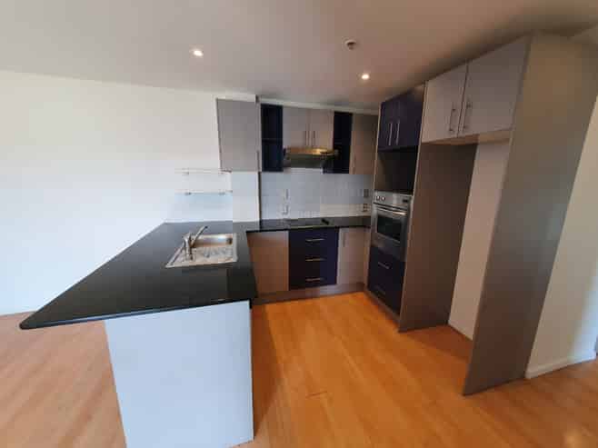 5H/17 Crown Lynn Place, New Lynn