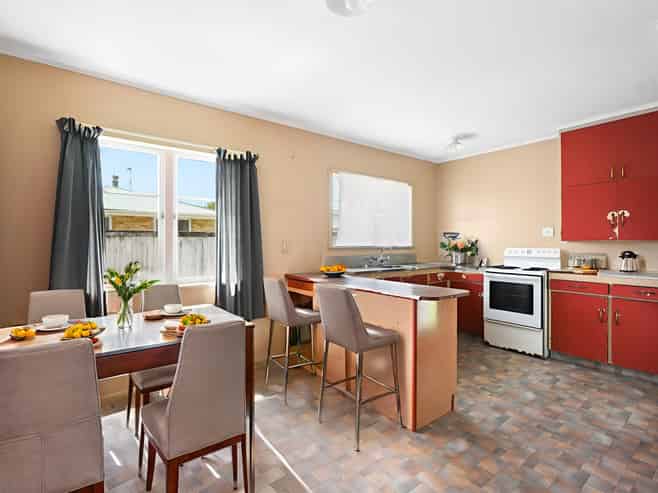 10 Eliot Street, Enderley