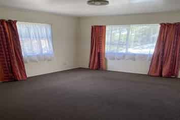 2A Crescent Court, Melville