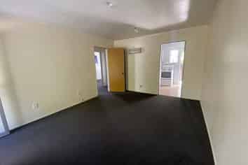 2A Crescent Court, Melville