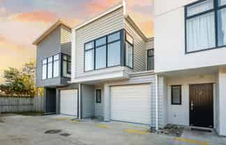 2/61 Fifth Avenue, Enderley