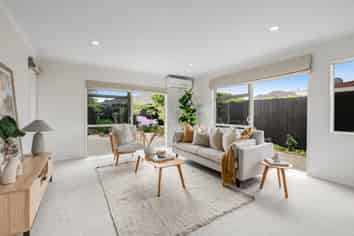 12A Pine Road, Orewa