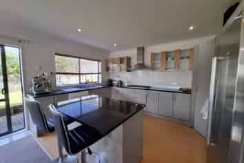 4 Hira Way, Hillsborough