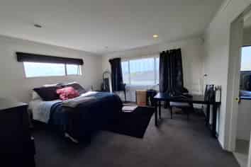 4 Hira Way, Hillsborough