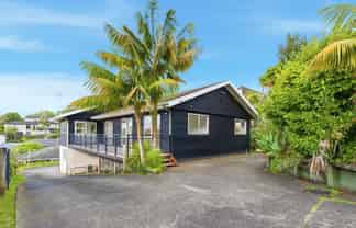 4 & 4A Lynngate Place, Hillcrest