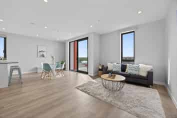 502/57 Mapou Road, Hobsonville