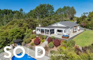 10 Kaipara View Road, Helensville