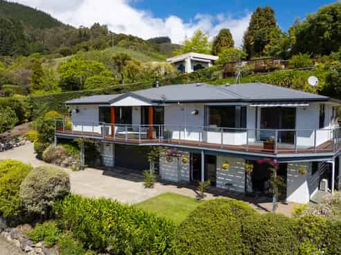 24 Strathaven Place, Atawhai