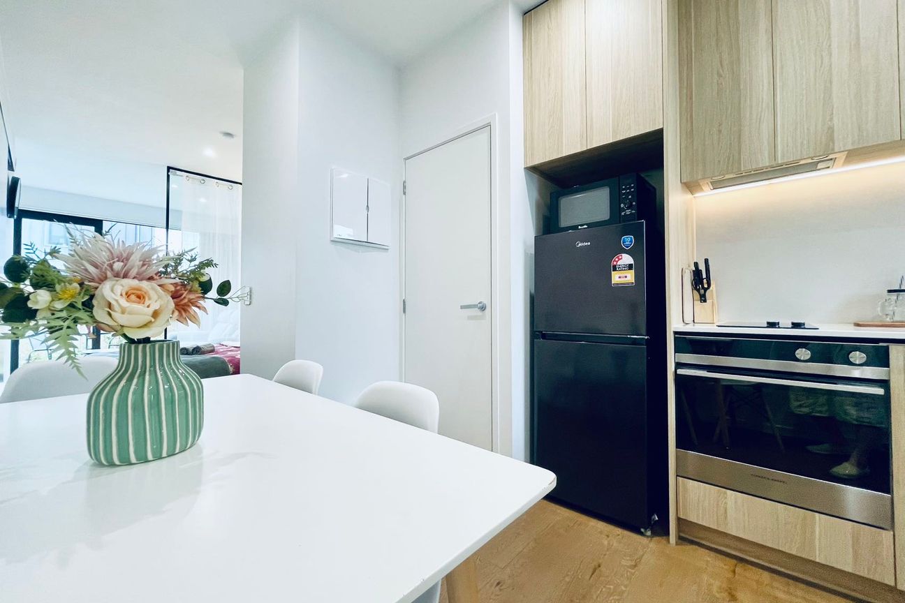 Exceptional Value - Two Homes, One Freehold Title - Ansicht 5