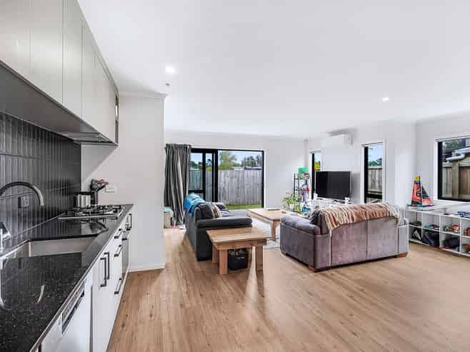 3/128 Peacockes Road, Fitzroy