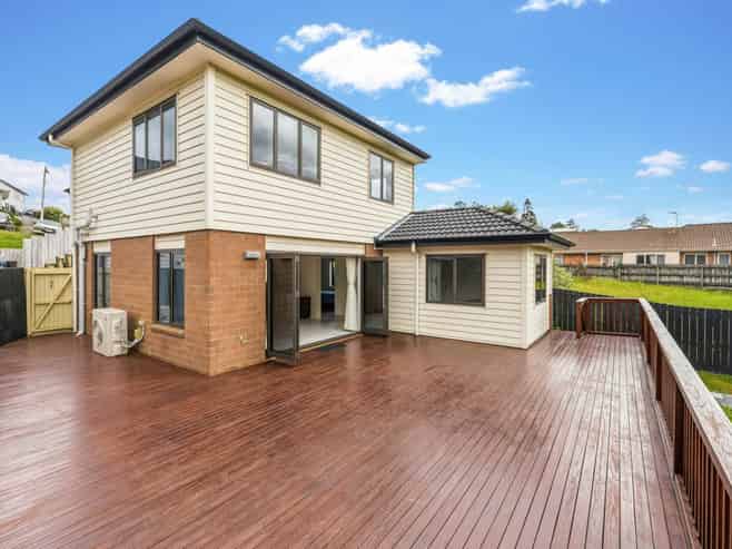 13a  Tahi Terrace, Glen Eden