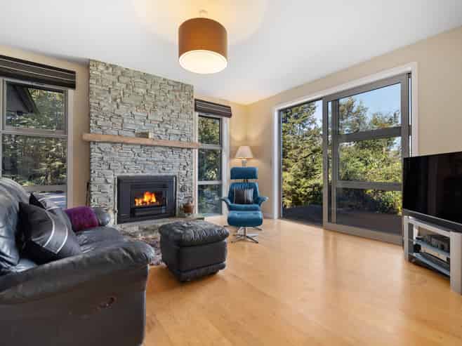 7 Tall Tree Lane, Glenorchy