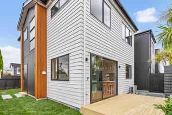 Lot 1/118 Chivalry Road, Glenfield