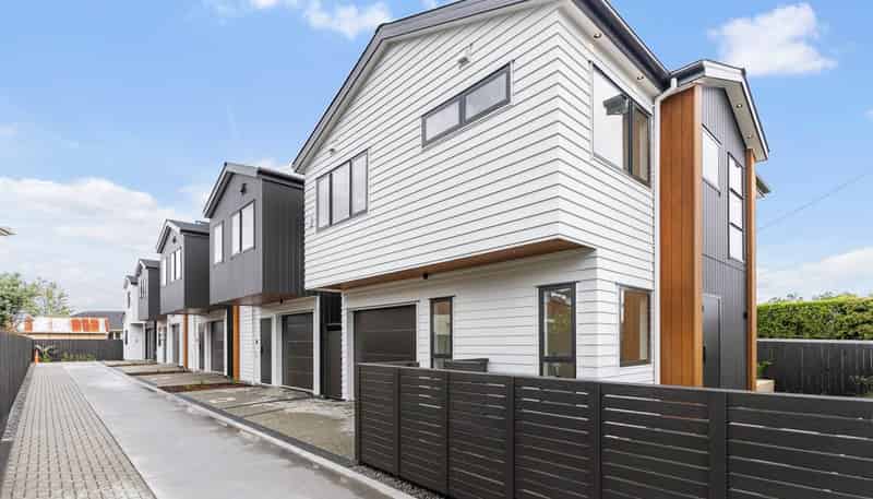 Lot 1-5/118 Chivalry Road, Glenfield