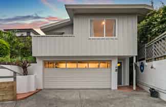 2/3 Tiri View Place, Waiake