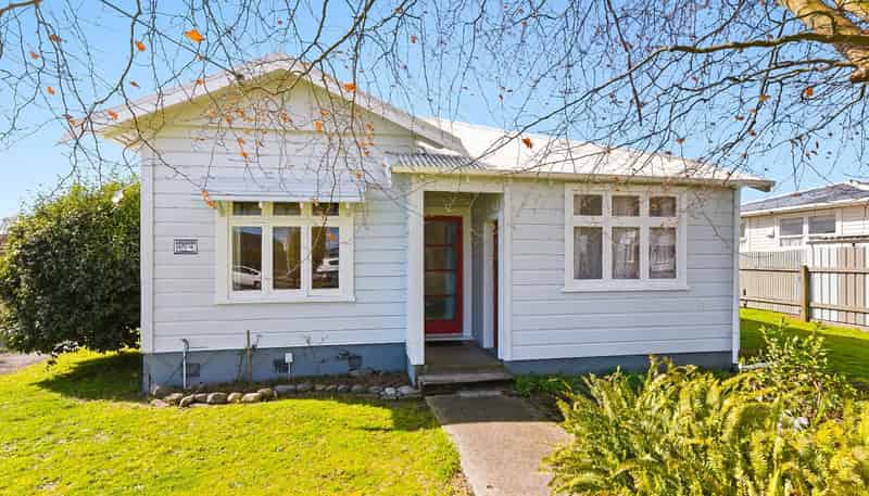 106 Queen Street , Levin