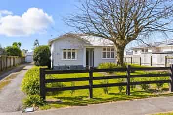 106 Queen Street , Levin