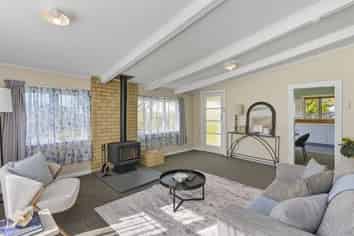 106 Queen Street , Levin