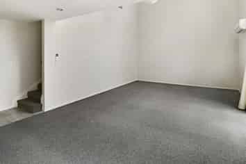 8 Windfola Parkway, Takanini