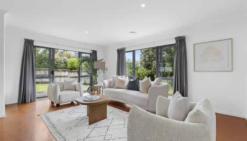 1185 South Road, Oakura