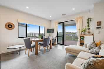 6 Bine Crescent, Orewa