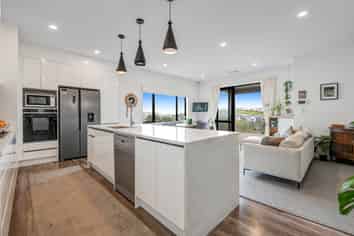 6 Bine Crescent, Orewa