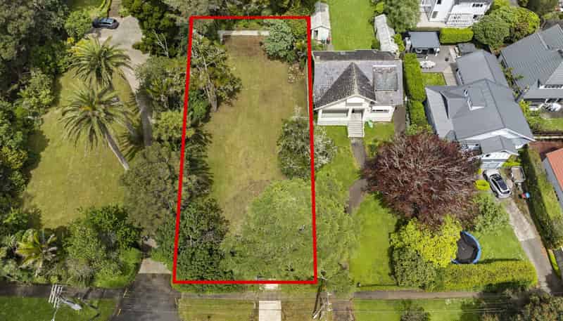 37 Claude Road, Epsom