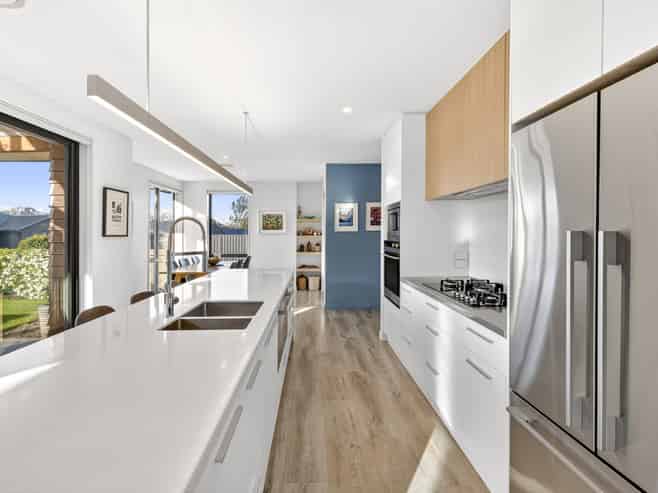 12 Sapphire Spring Rise, Wanaka