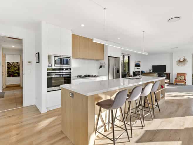 12 Sapphire Spring Rise, Wanaka