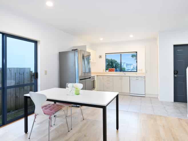 9 Butia Avenue, Henderson