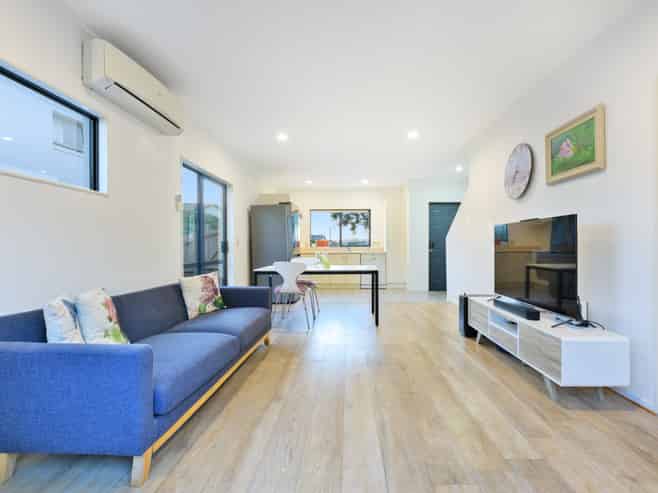 9 Butia Avenue, Henderson