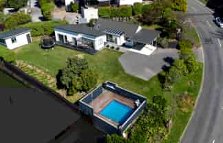 147 Soleares Avenue, Mount Pleasant