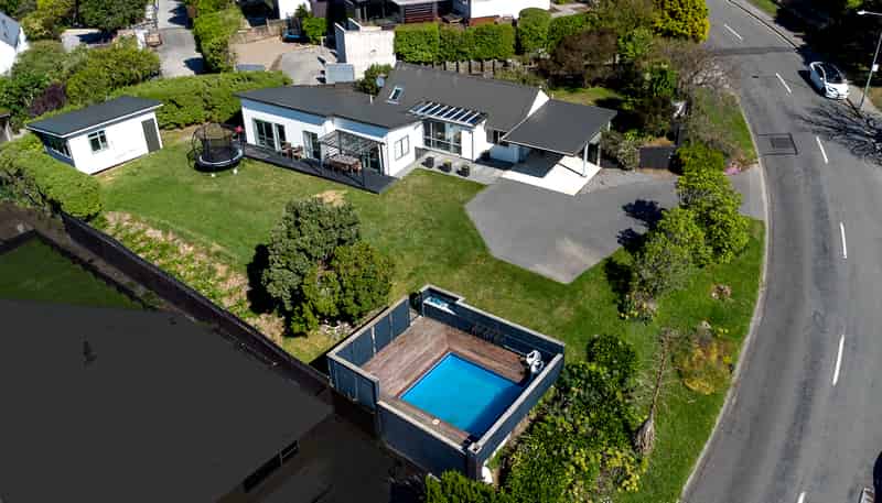 147 Soleares Avenue, Mount Pleasant