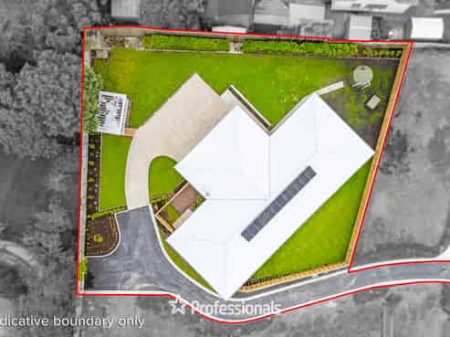 7 Seddon Street, Waikanae