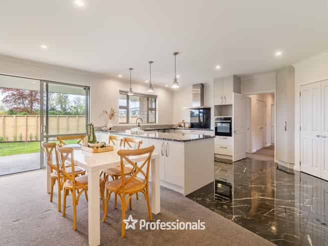 7 Seddon Street, Waikanae