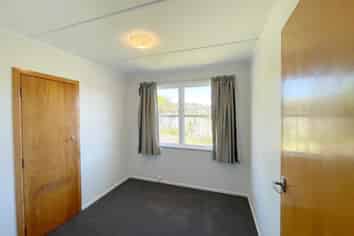 43 Lynda Avenue, Paparangi