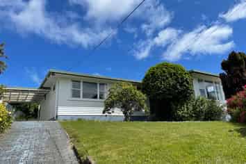 43 Lynda Avenue, Paparangi