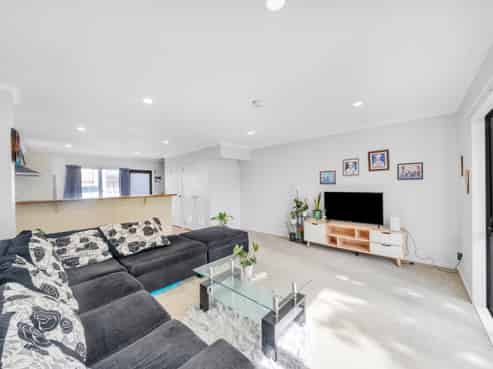 20/3 Ambrico Place, New Lynn