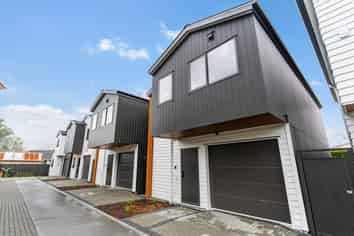 Lot 3/118 Chivalry Road, Glenfield