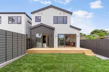 Lot 5/118 Chivalry Road, Glenfield