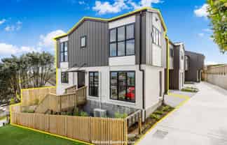 5A & 5B Beaufort Place, Papatoetoe
