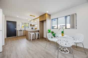 5A & 5B Beaufort Place, Papatoetoe