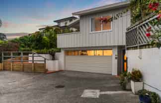 2/3 Tiri View Place, Torbay