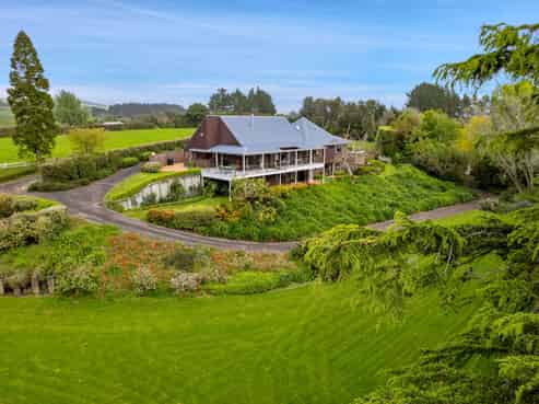 36 Beach Road, Urenui