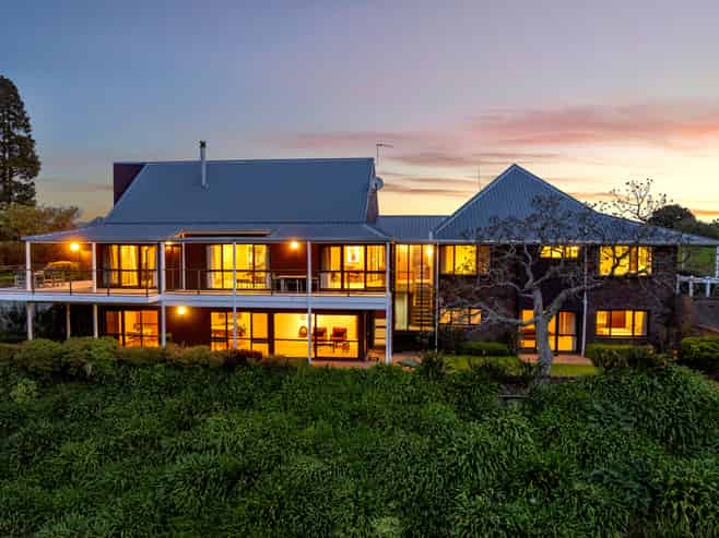 36 Beach Road, Urenui