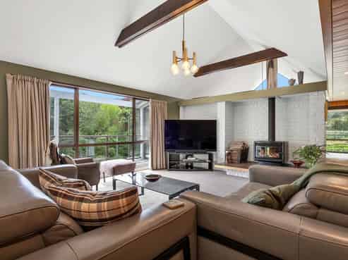 36 Beach Road, Urenui