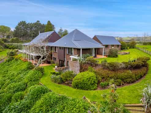 36 Beach Road, Urenui