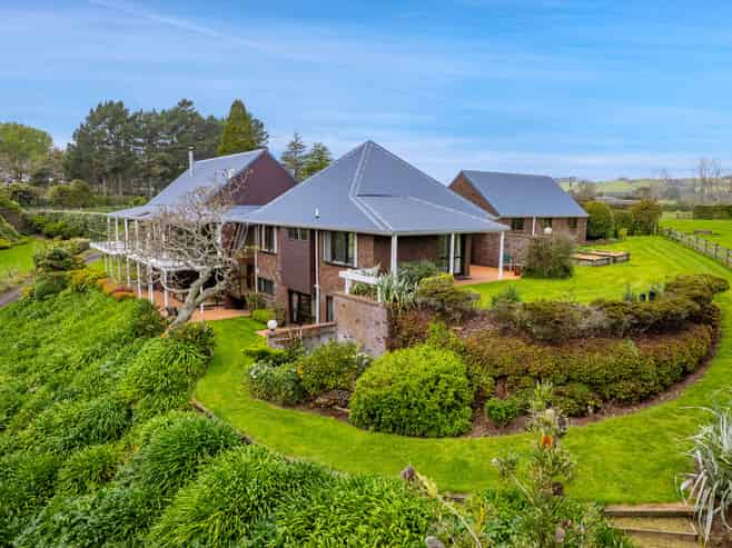 36 Beach Road, Urenui
