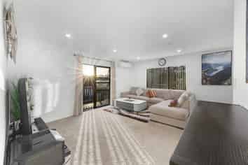 Auckland - Address withheld