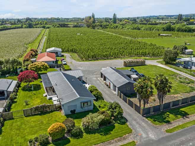 25 Watson Road, Karamu